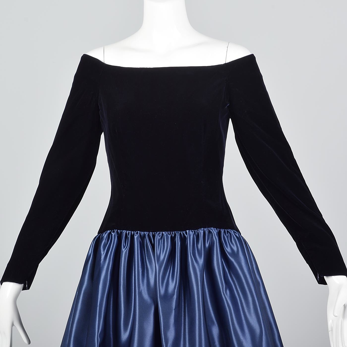 Off Shoulder Scaasi Drop Waist Party Dress in Navy Blue