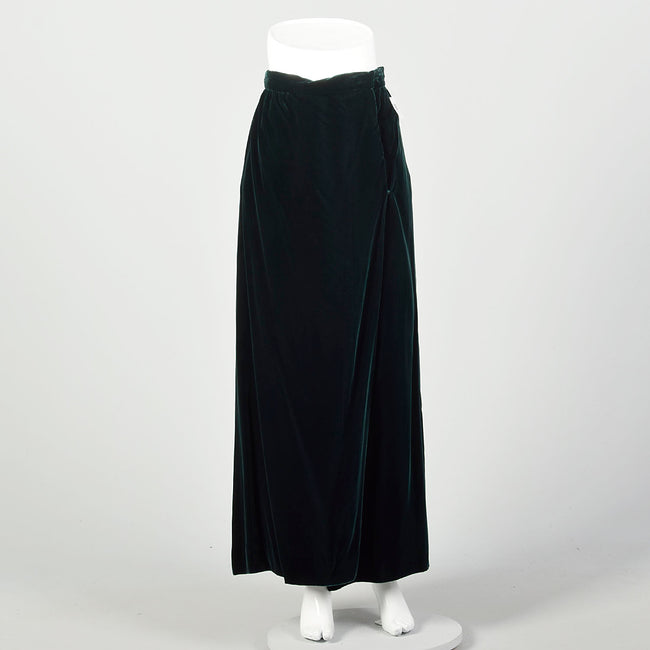 Medium 1980s Oscar De La Renta Green Velvet Maxi Wrap Skirt