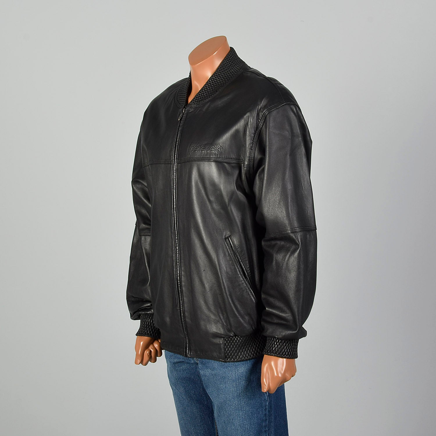 Large-XLPelle Pelle Black Leather Bomber Jacket