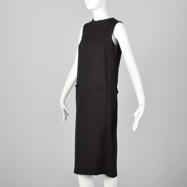 XS 1960s Sleeveless Mod Little Black Shift Dress