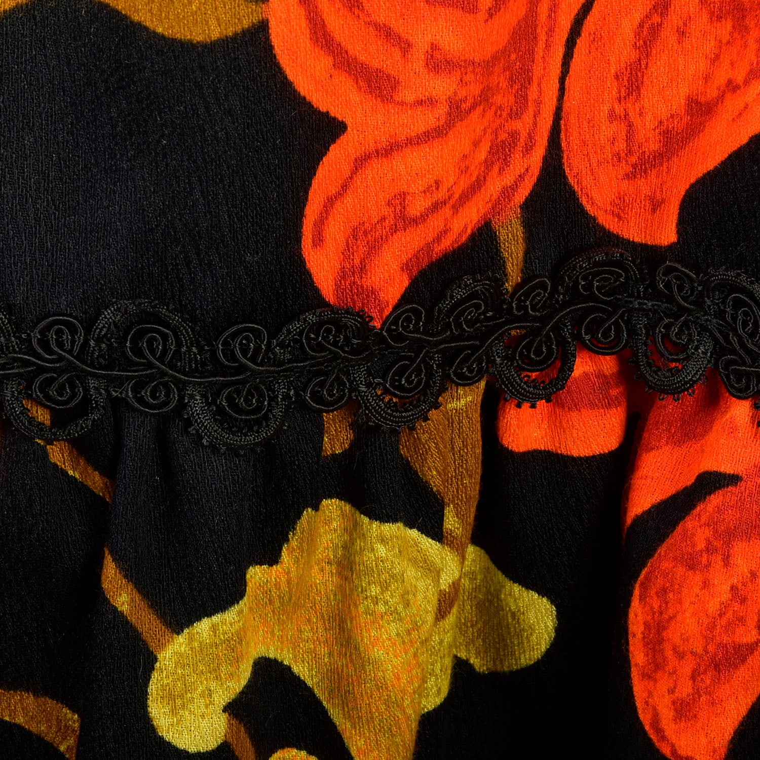Small 1970s Maxi Dress Bohemian Bark Cloth Psychedelic Autumn
