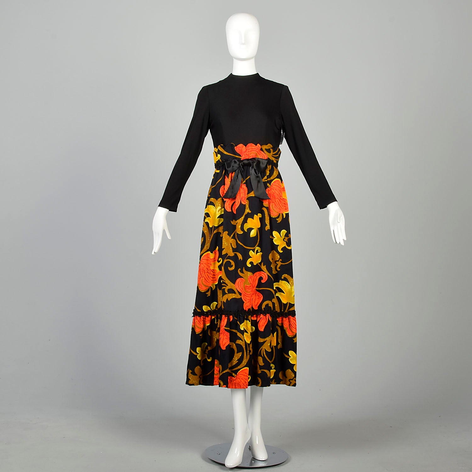 Small 1970s Maxi Dress Bohemian Bark Cloth Psychedelic Autumn