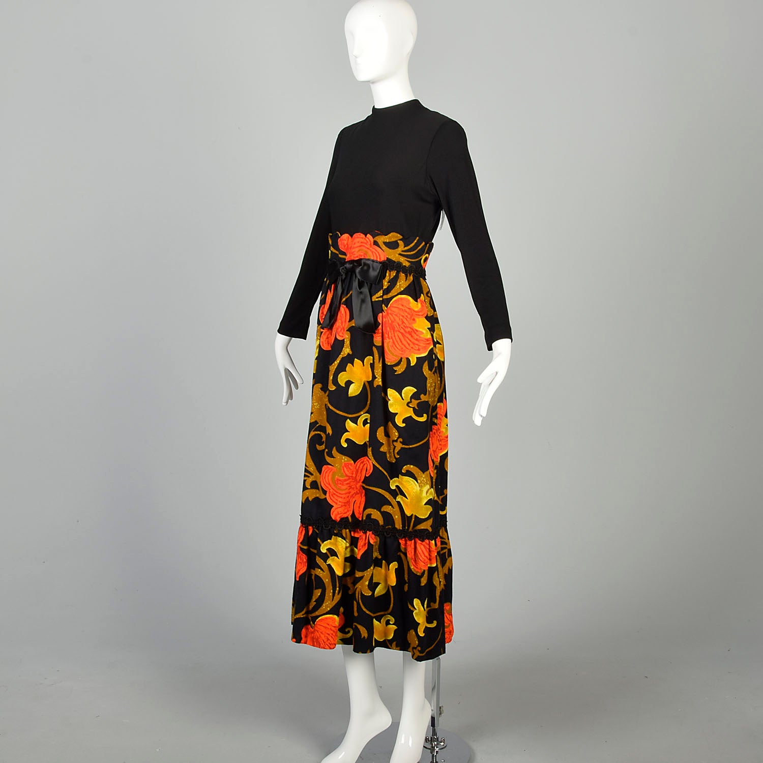 Small 1970s Maxi Dress Bohemian Bark Cloth Psychedelic Autumn