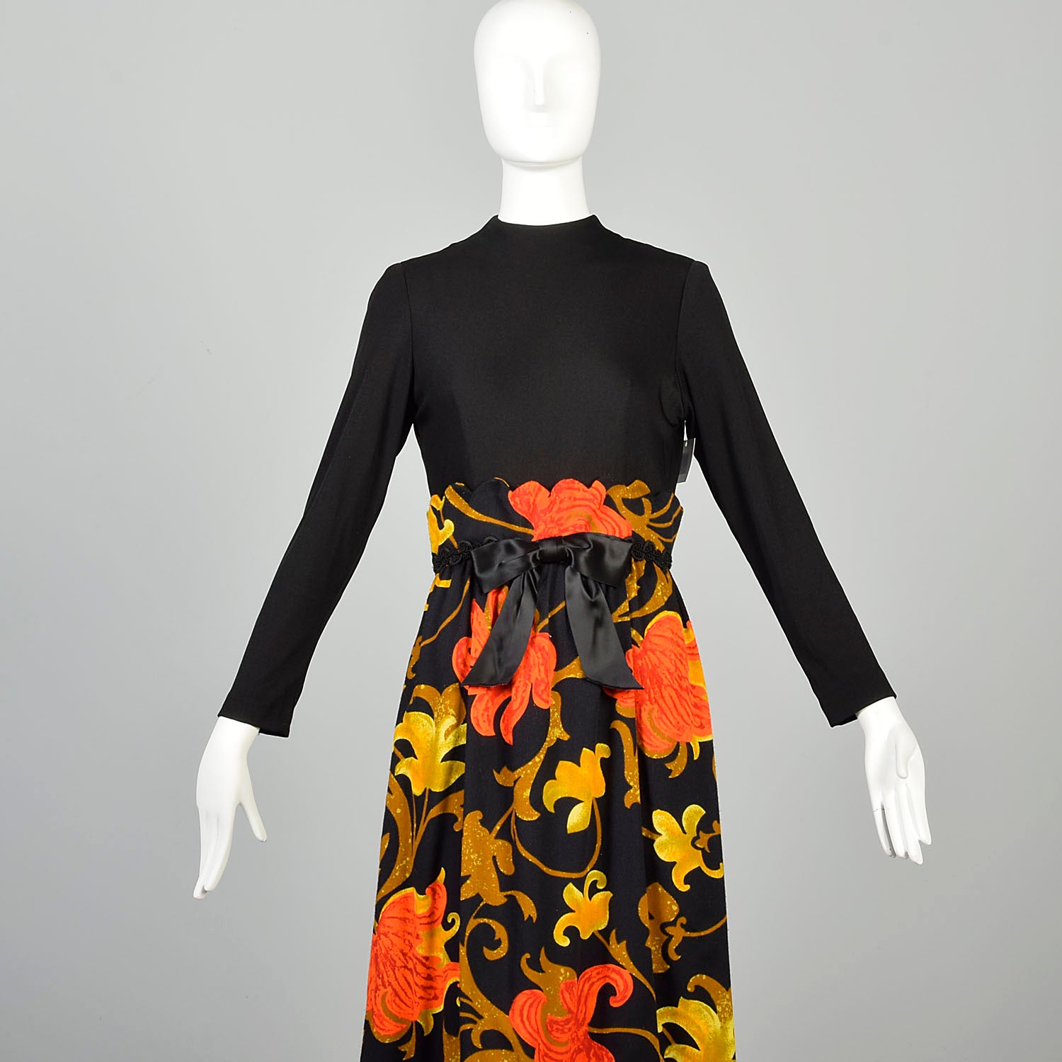 Small 1970s Maxi Dress Bohemian Bark Cloth Psychedelic Autumn