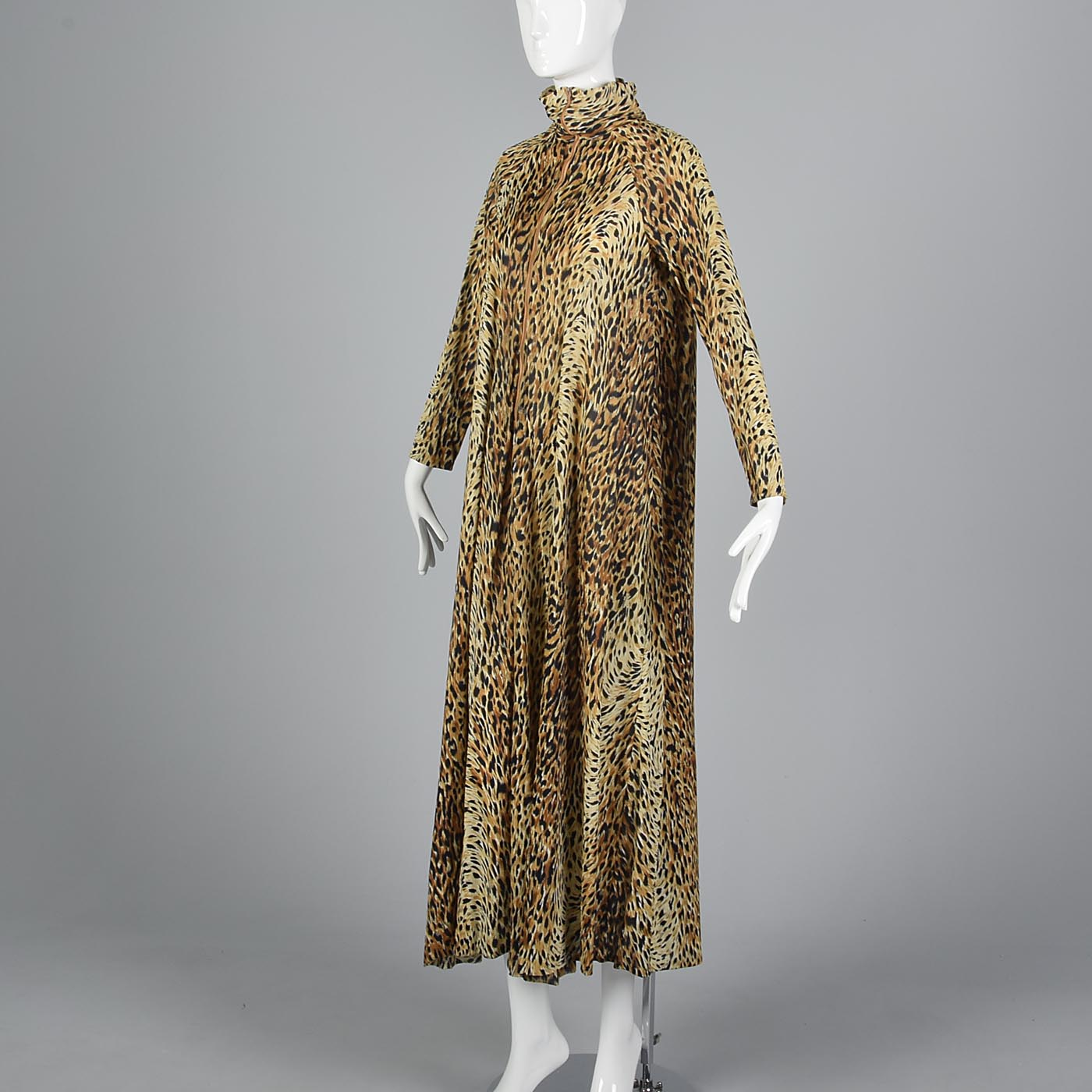 1970s Animal Print Zip Front Robe