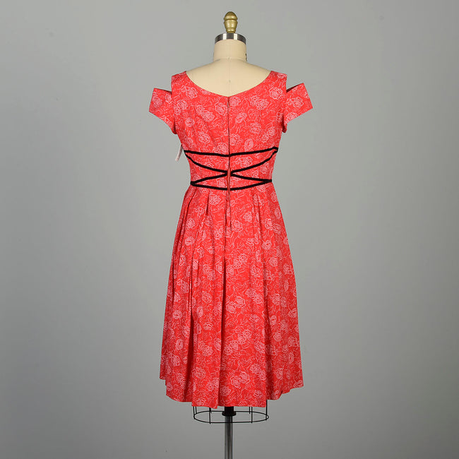 XXS 1950s Novelty Print Dress Faux Corset Laced Waist Red Rose Cotton Short Sleeve