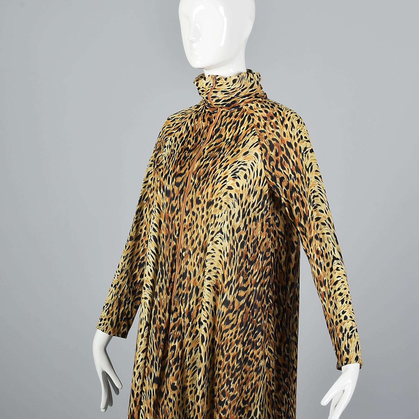 1970s Animal Print Zip Front Robe