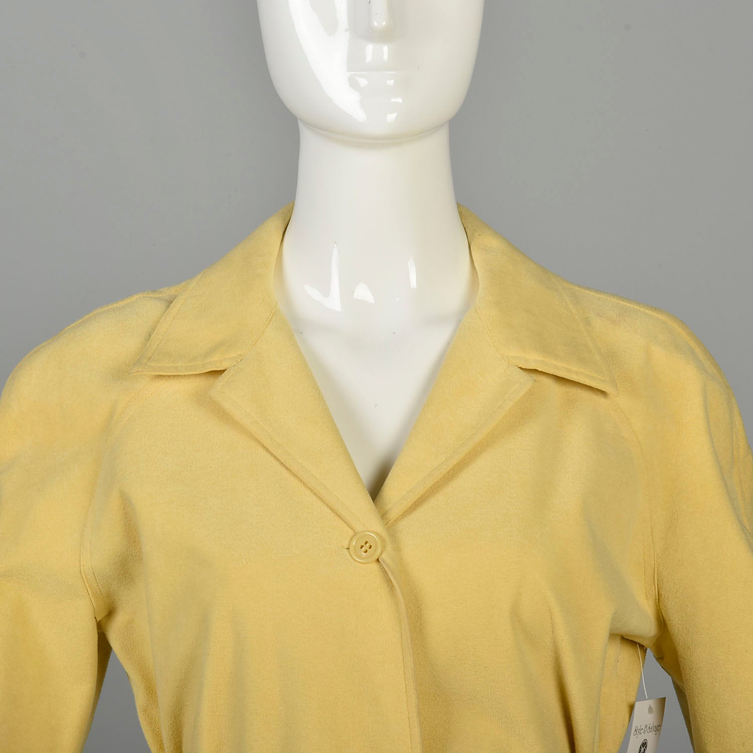 Small 1970s Halston Coat Ultrasuede Wing Collar Yellow Belted Dress Long Sleeve Button Front