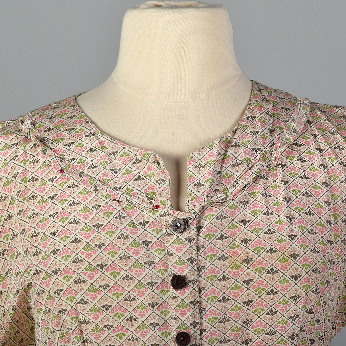 1950s Pink and Green Rayon Print Dress