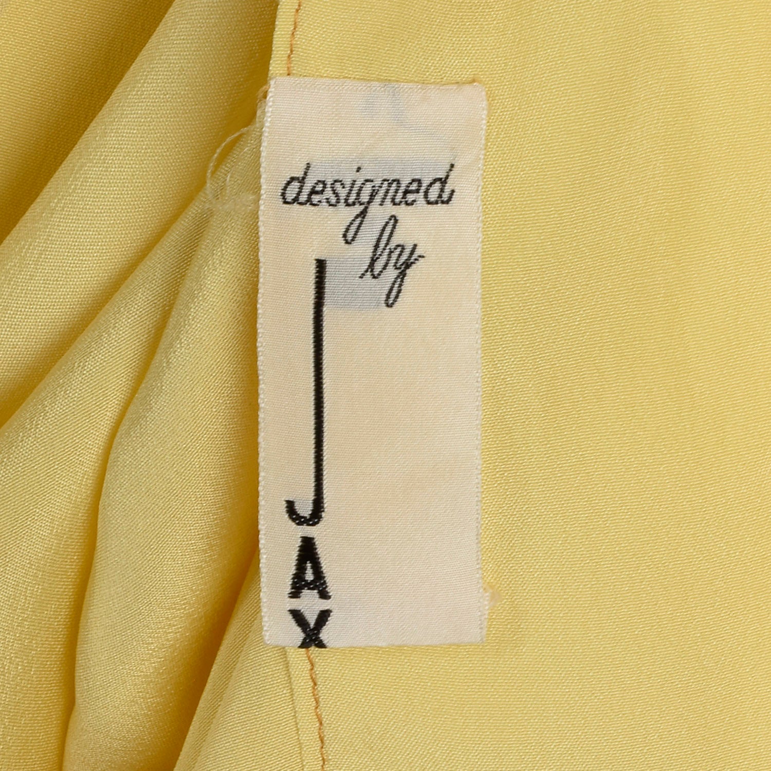 Medium 1950s Pale Yellow Silk Blouse