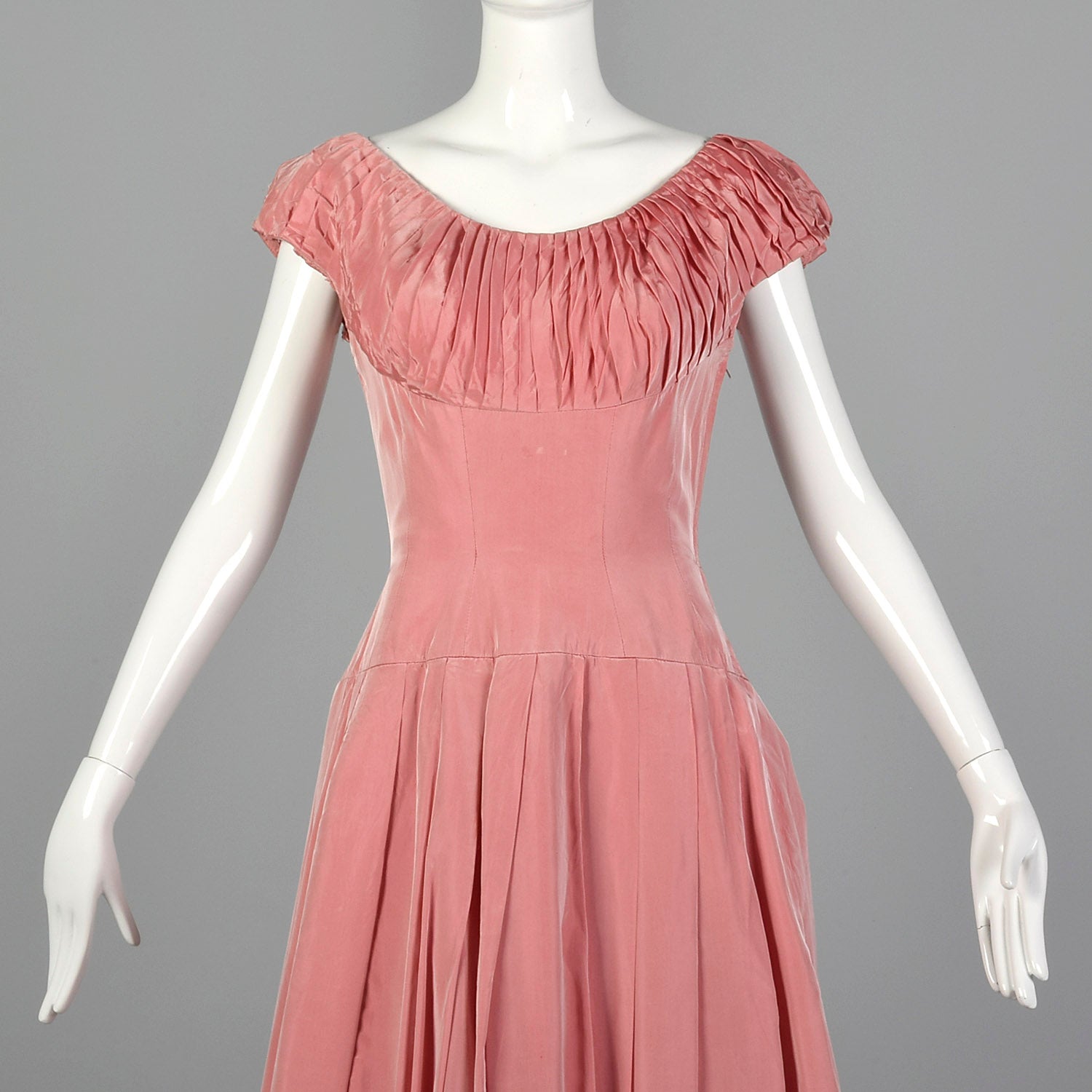 1940s Pink Taffeta Pleated Dress