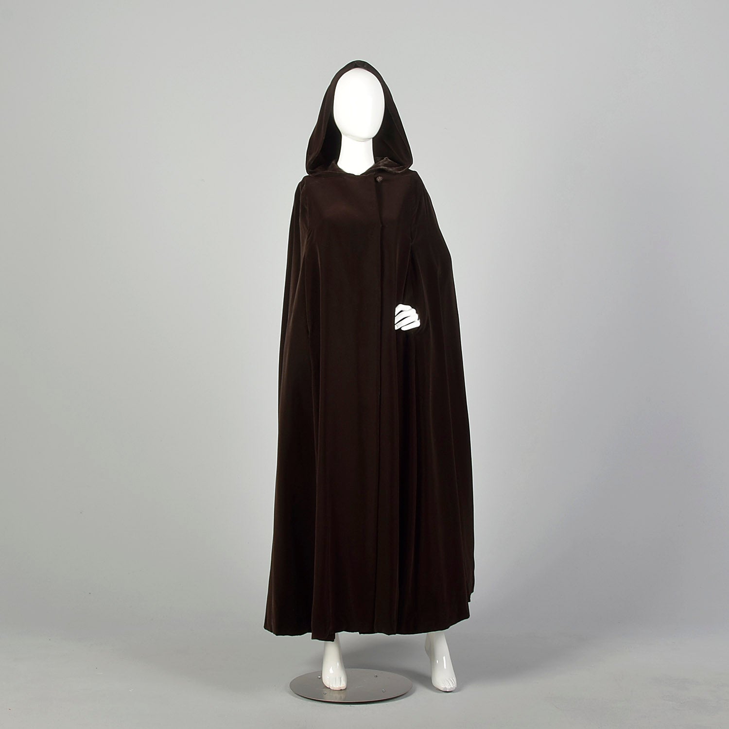 Medium 1970s Cape Brown Velvet Hooded Cloak Winter Autumn