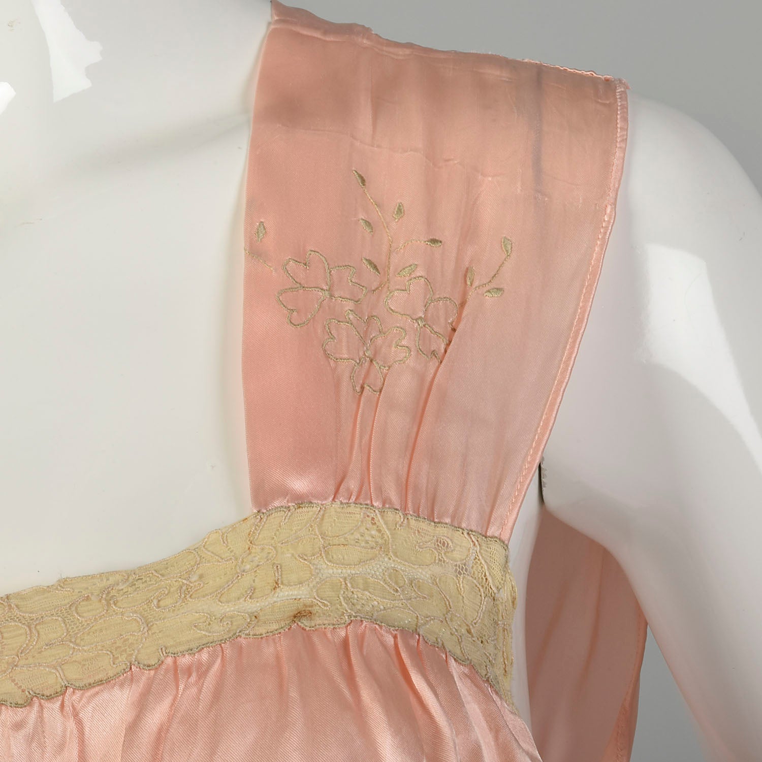 Small 1930s Pink Nightgown Vintage Lingerie Old Hollywood Glamour