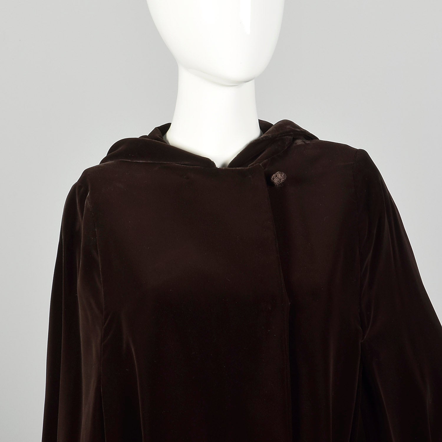 Medium 1970s Cape Brown Velvet Hooded Cloak Winter Autumn