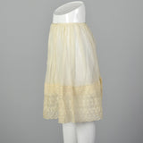 1950s Off White Cotton Eyelet Slip