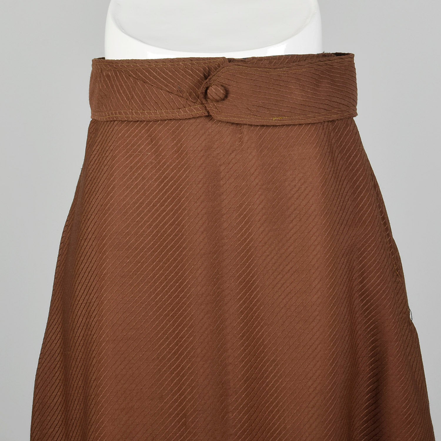 Medium 1910s Edwardian Brown Lightweight Skirt