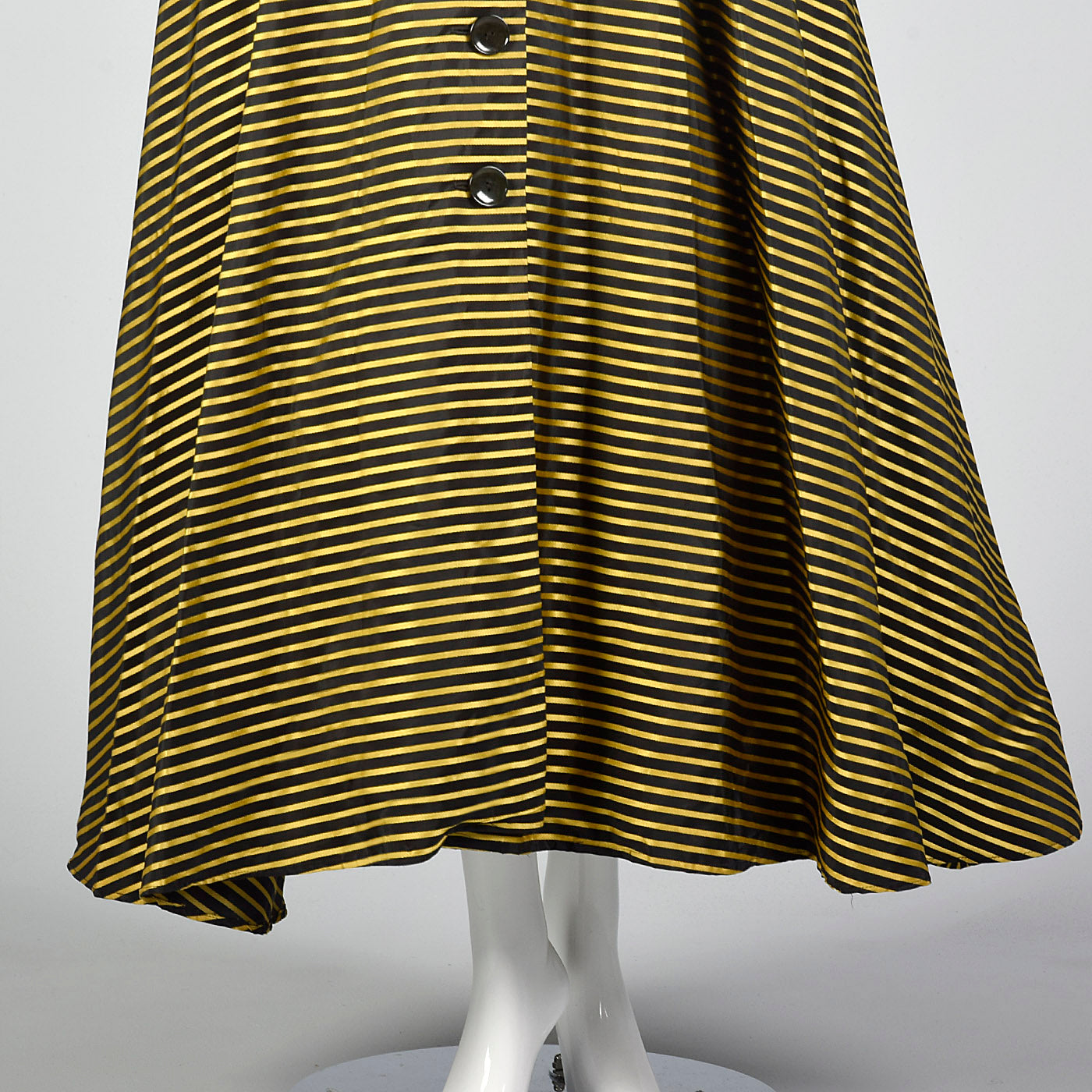 1950s Yellow and Black Striped Dressing Gown