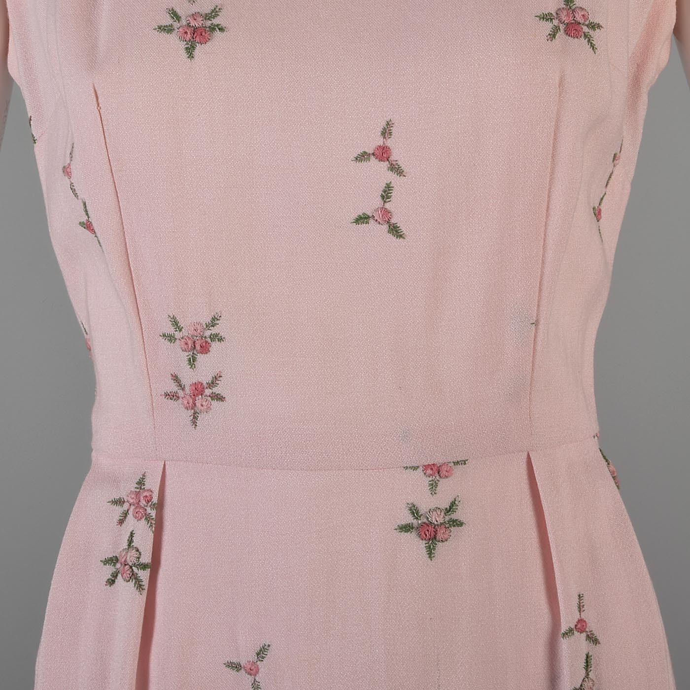 1950s Pink Sleeveless Day Dress with Floral Embroidery