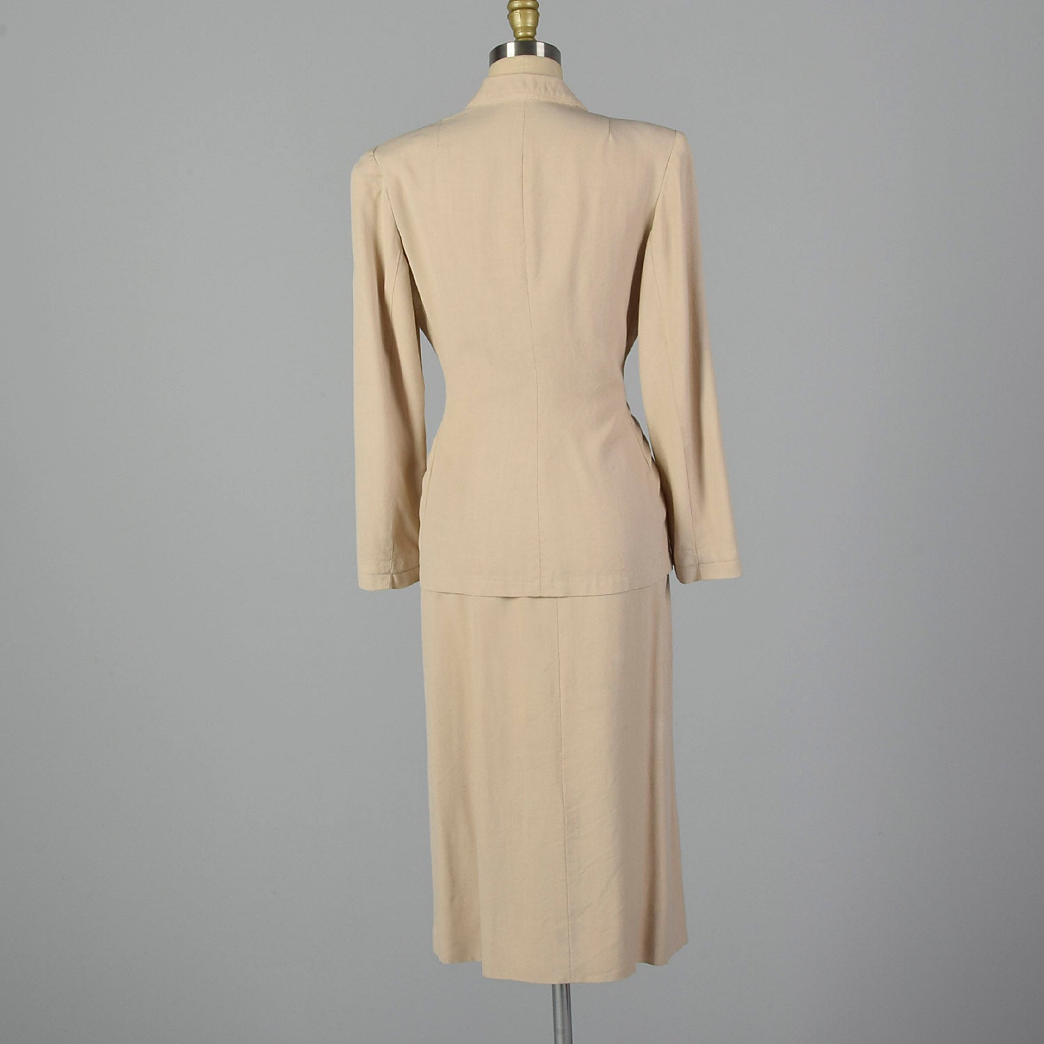 1950s Sacony Tan Summer Skirt Suit