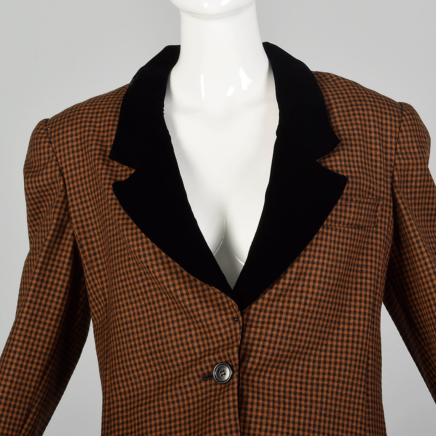 Small 1980s Oscar de la Renta Black and Brown Skirt Suit