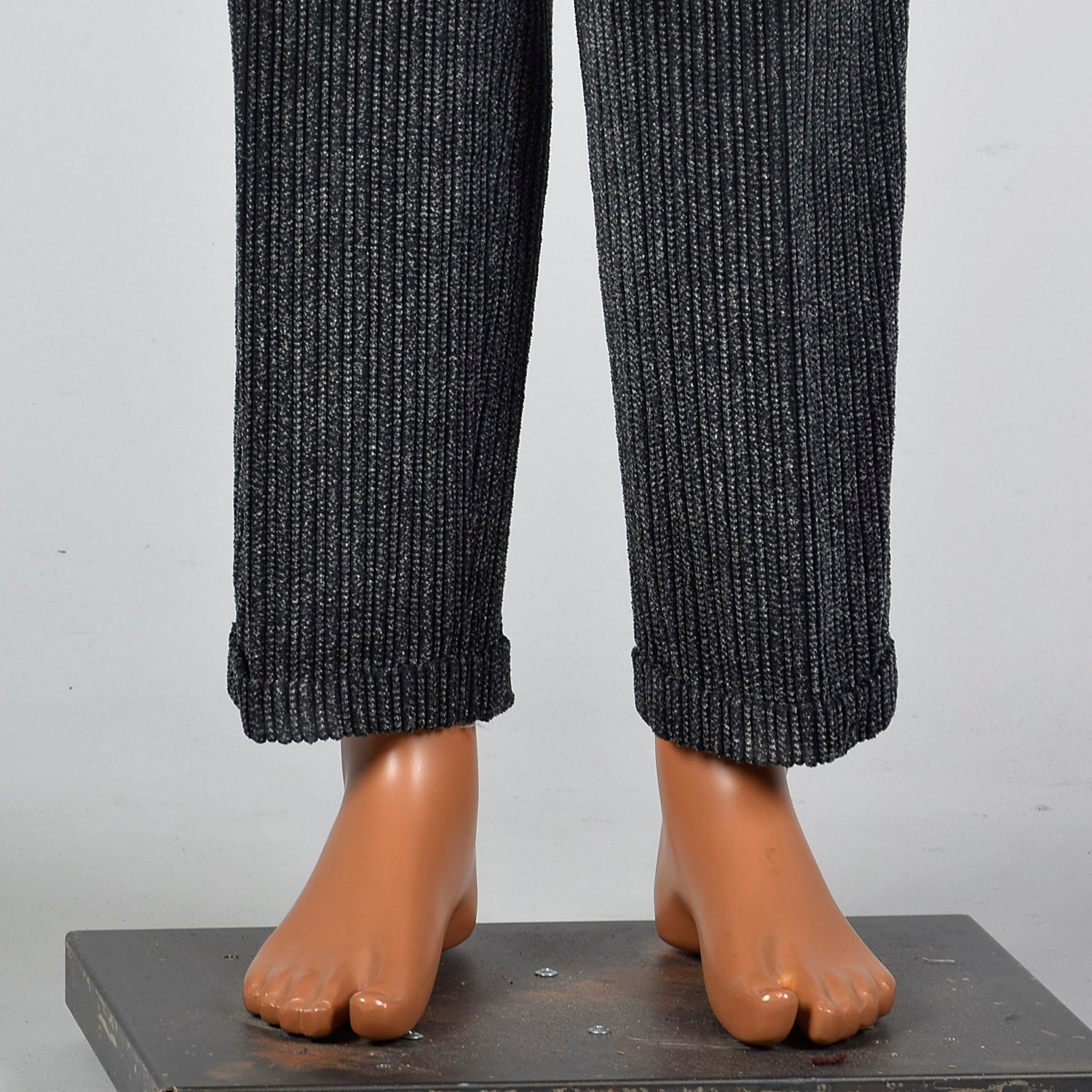 41S  Medium 1980s Charcoal Corduroy Two Piece Suit