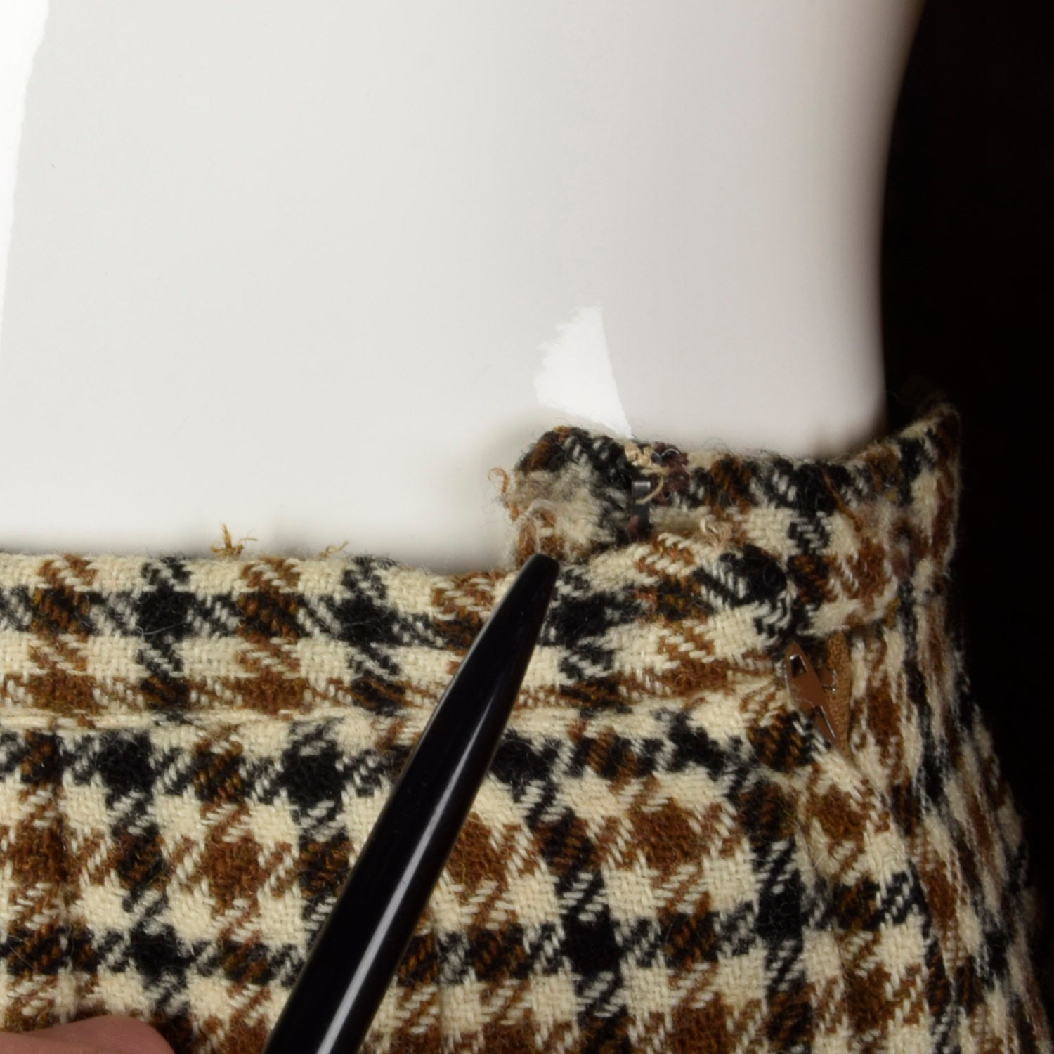 XXS 1960s Brown Skirt Suit