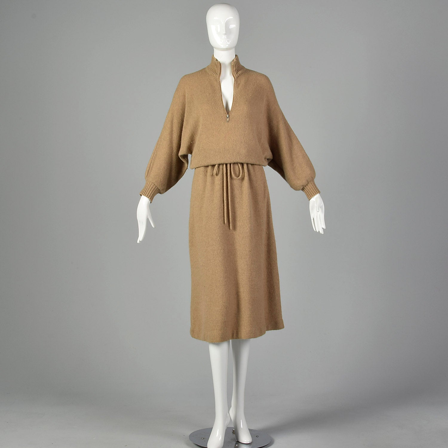Medium Diane Von Furstenberg 1970s Tan Sweater Dress