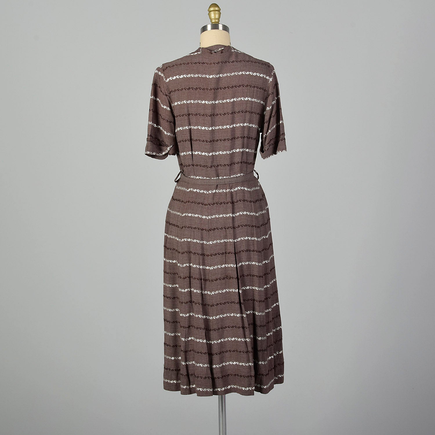 Medium 1950s Brown Striped Dress