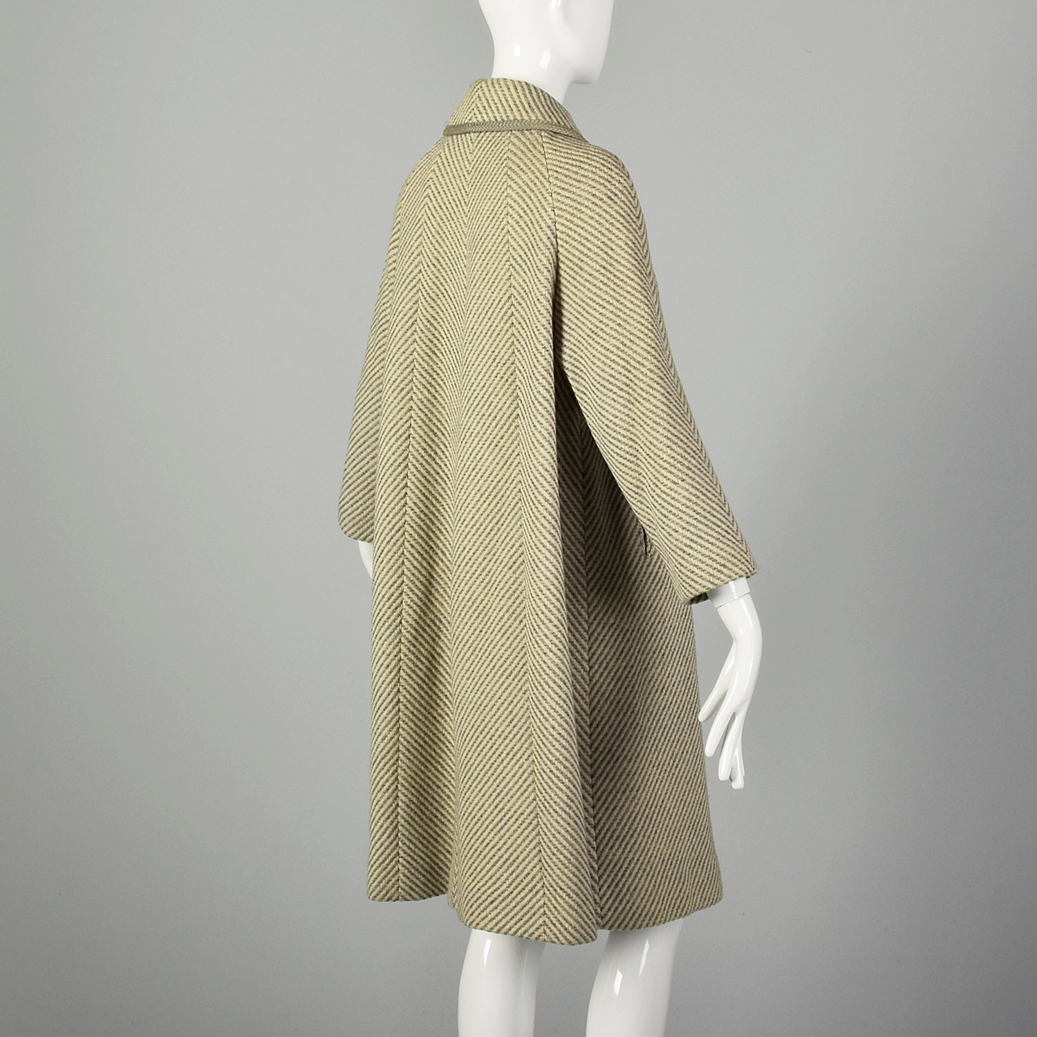 Large 1950s Swing Coat Gray Herringbone Stripe Wool Tweed Peter Pan Collar Winter Outerwear