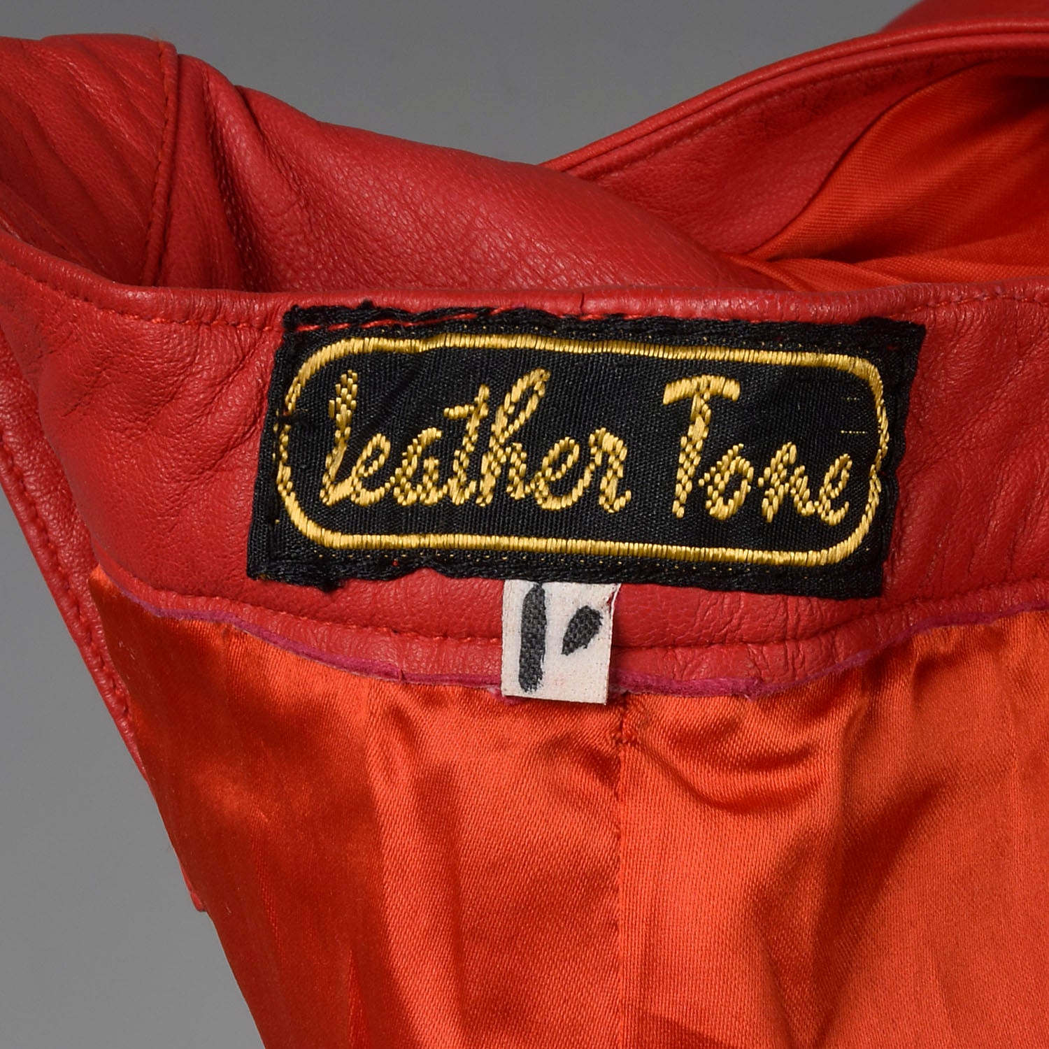 XS 1980s Red Leather Shorts Pleated Button Front Sexy Cuffed Bottoms