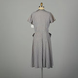 Large 1950s Blue & White Checked Fit & Flare Short Sleeve Lightweight Cotton Day Dress