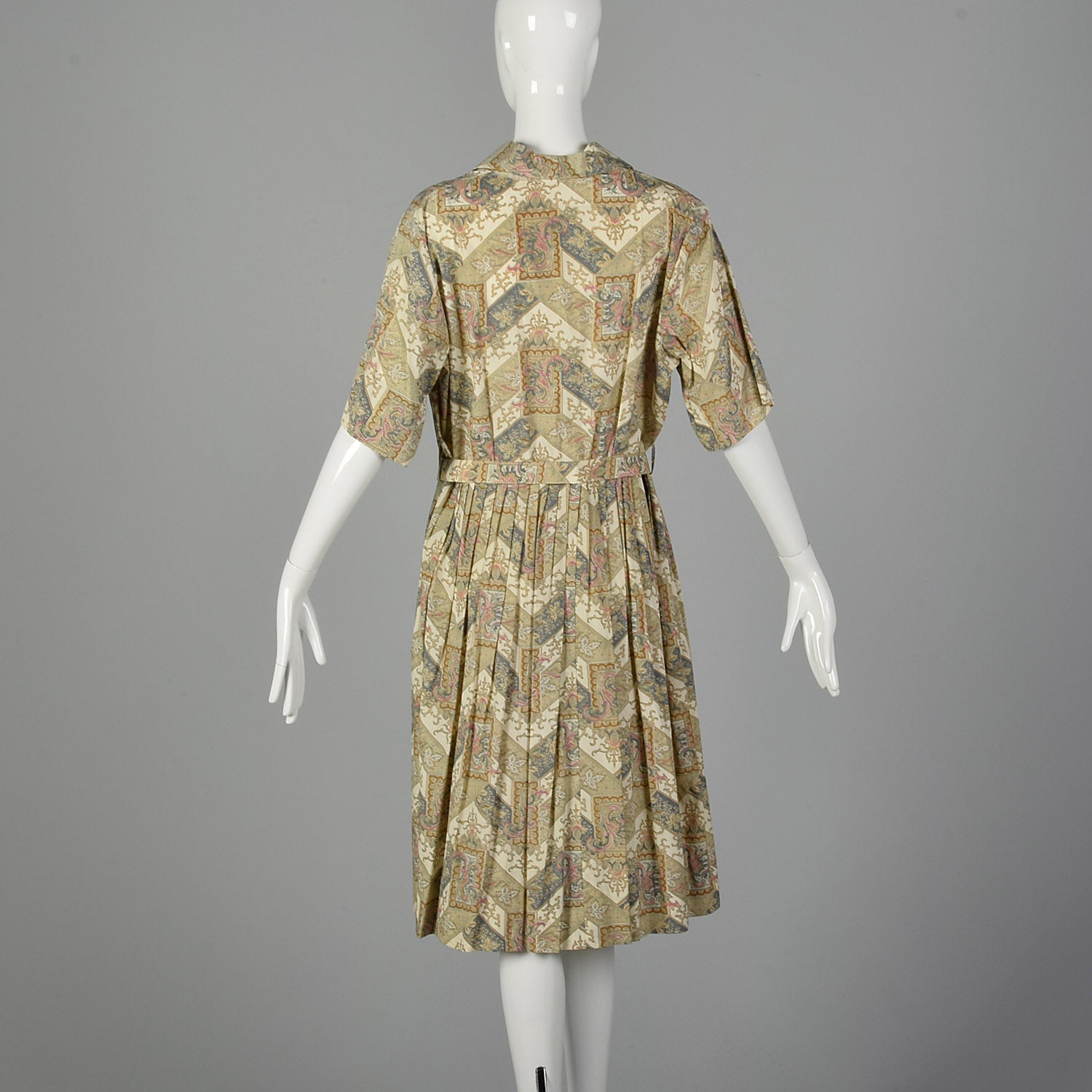 XXL 1950s Ivory Printed Cotton Day Dress