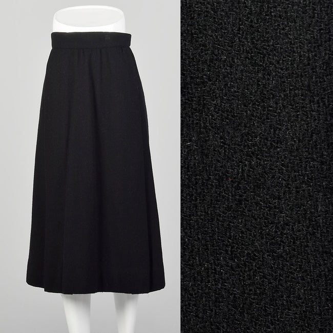 Small 1940s Black Wool Skirt