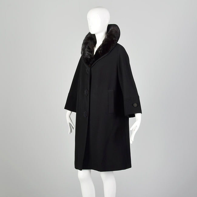 Large 1950s Black Mink Fur Collar Coat