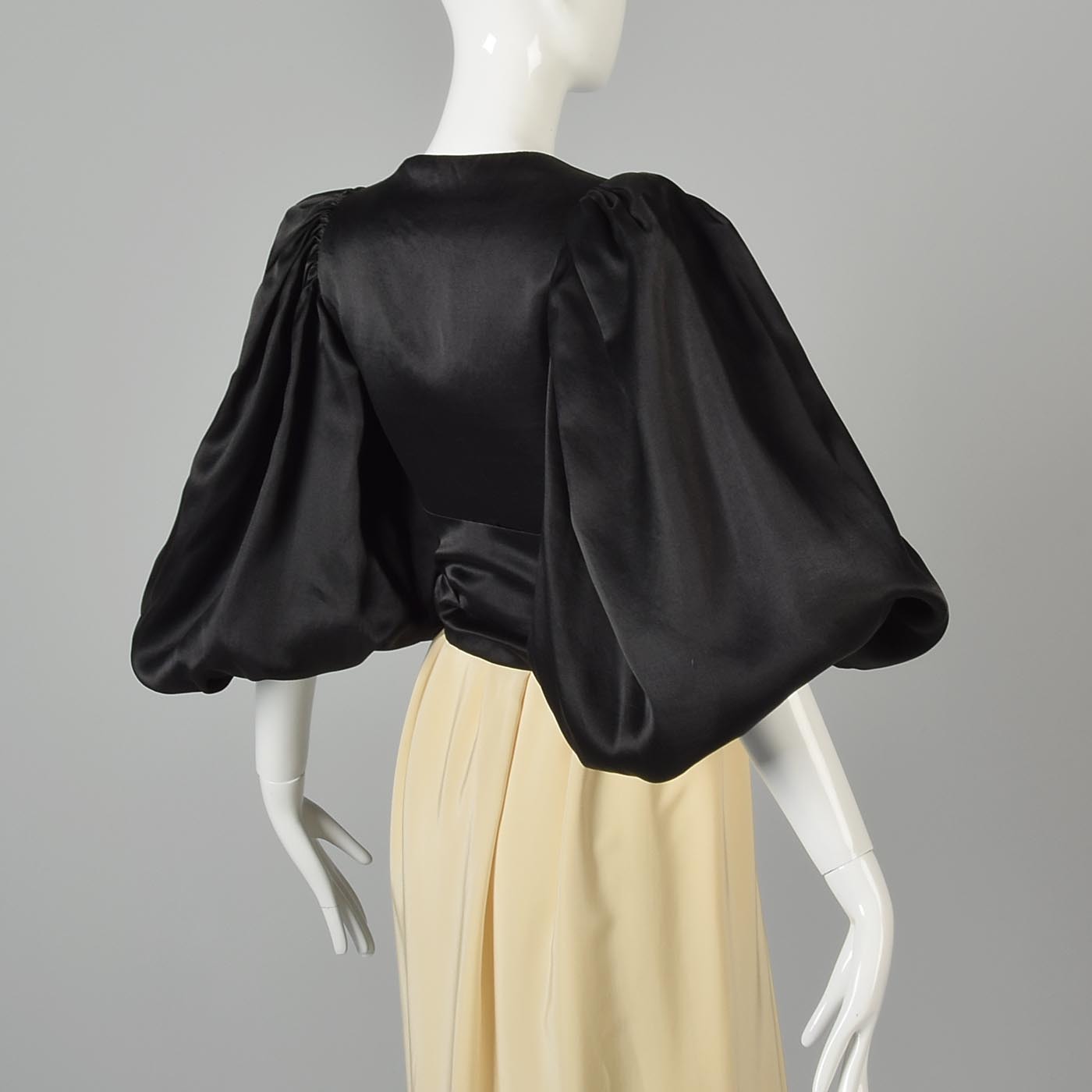 Oscar de la Renta Formal Balloon Sleeve Silk Gown