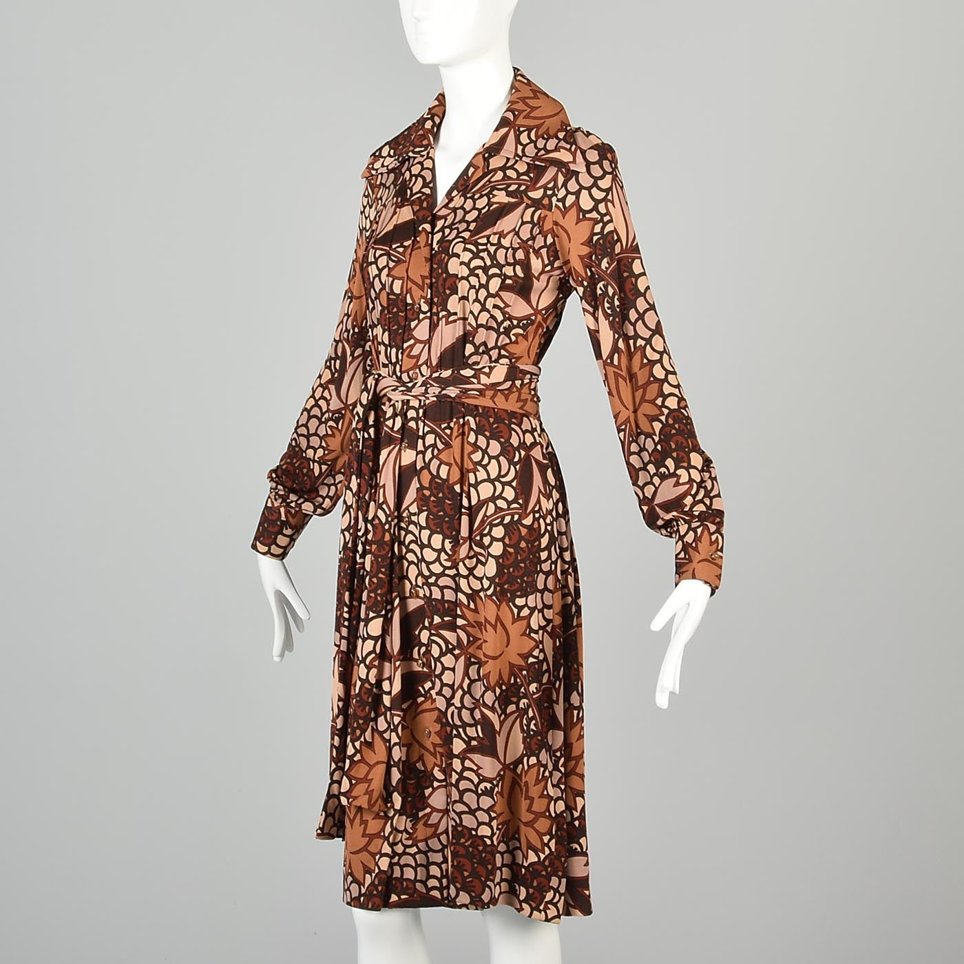 1970s La Mendola Bohemian Silk Jersey Dress in an Autumn Leaf Print