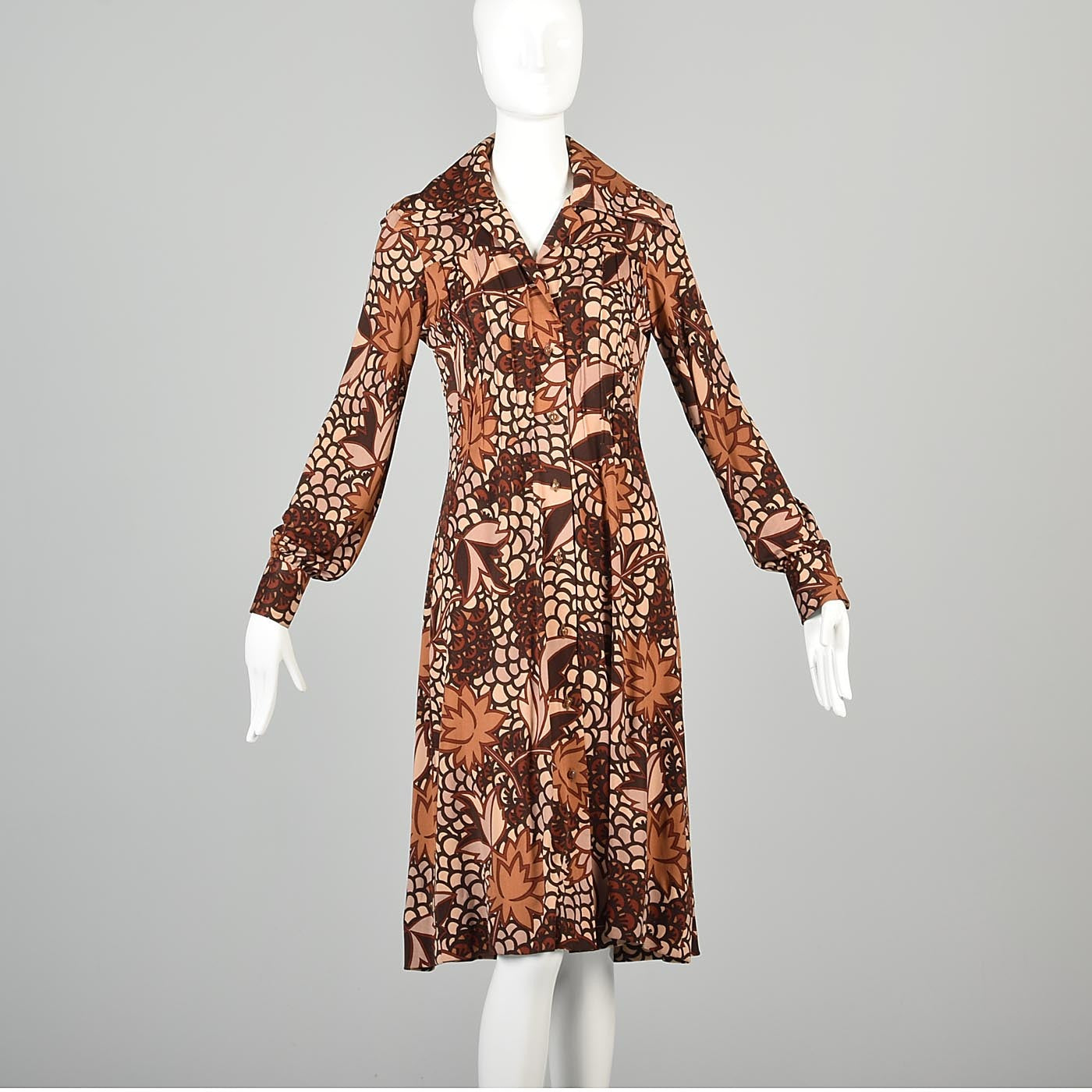 1970s La Mendola Bohemian Silk Jersey Dress in an Autumn Leaf Print