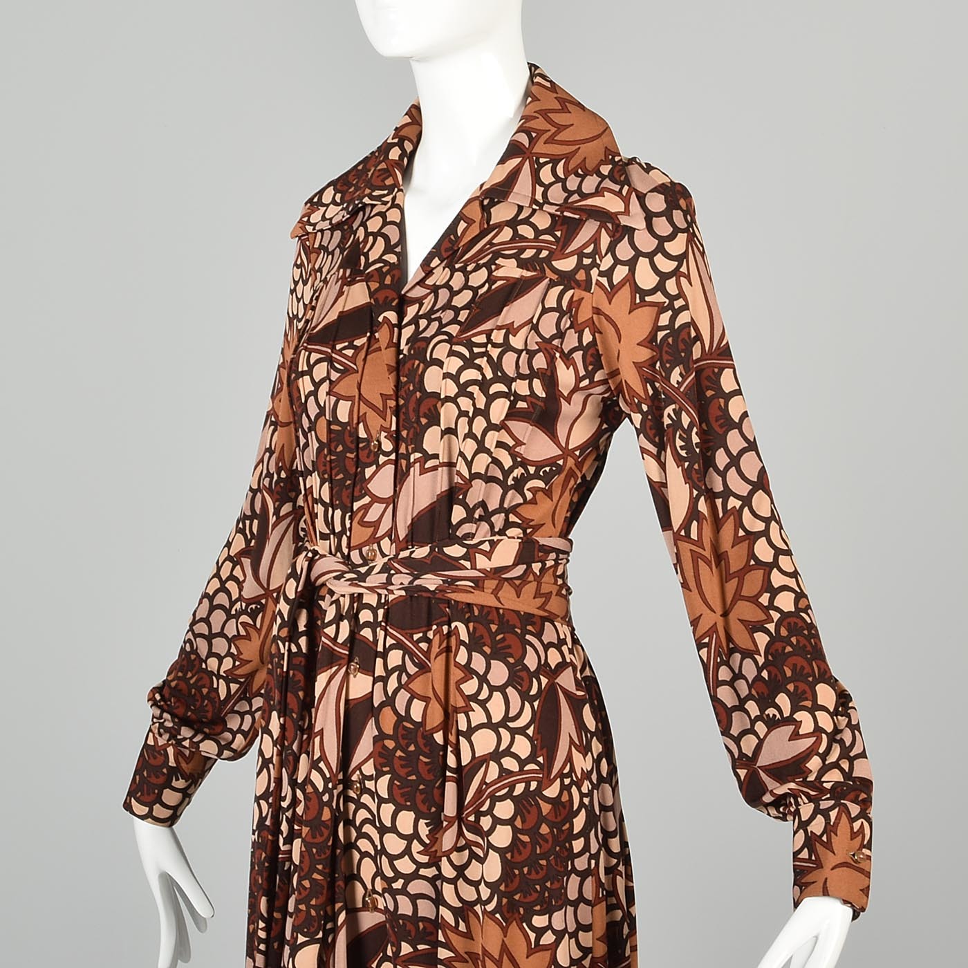 1970s La Mendola Bohemian Silk Jersey Dress in an Autumn Leaf Print