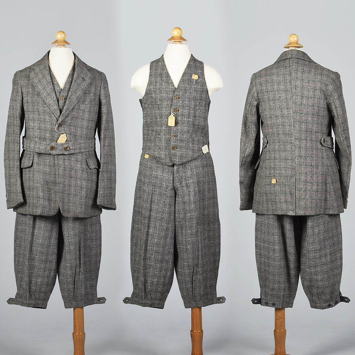 Deadstock 1920s Men's Three Piece  Tweed Suit with Plus Fours in Gray and Purple Plaid