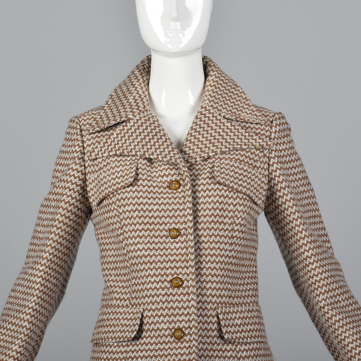 1970s Via Veneto Couture Boutique Tweed Skirt Suit