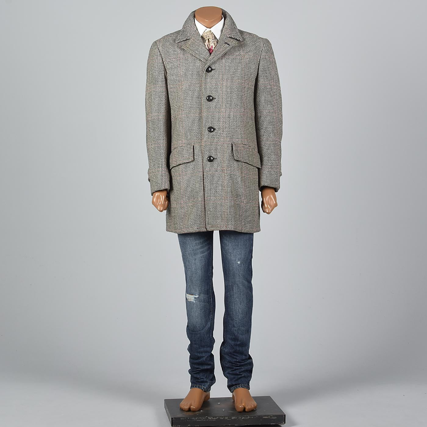 1970s Mens Tweed Coat in Windowpane Plaid