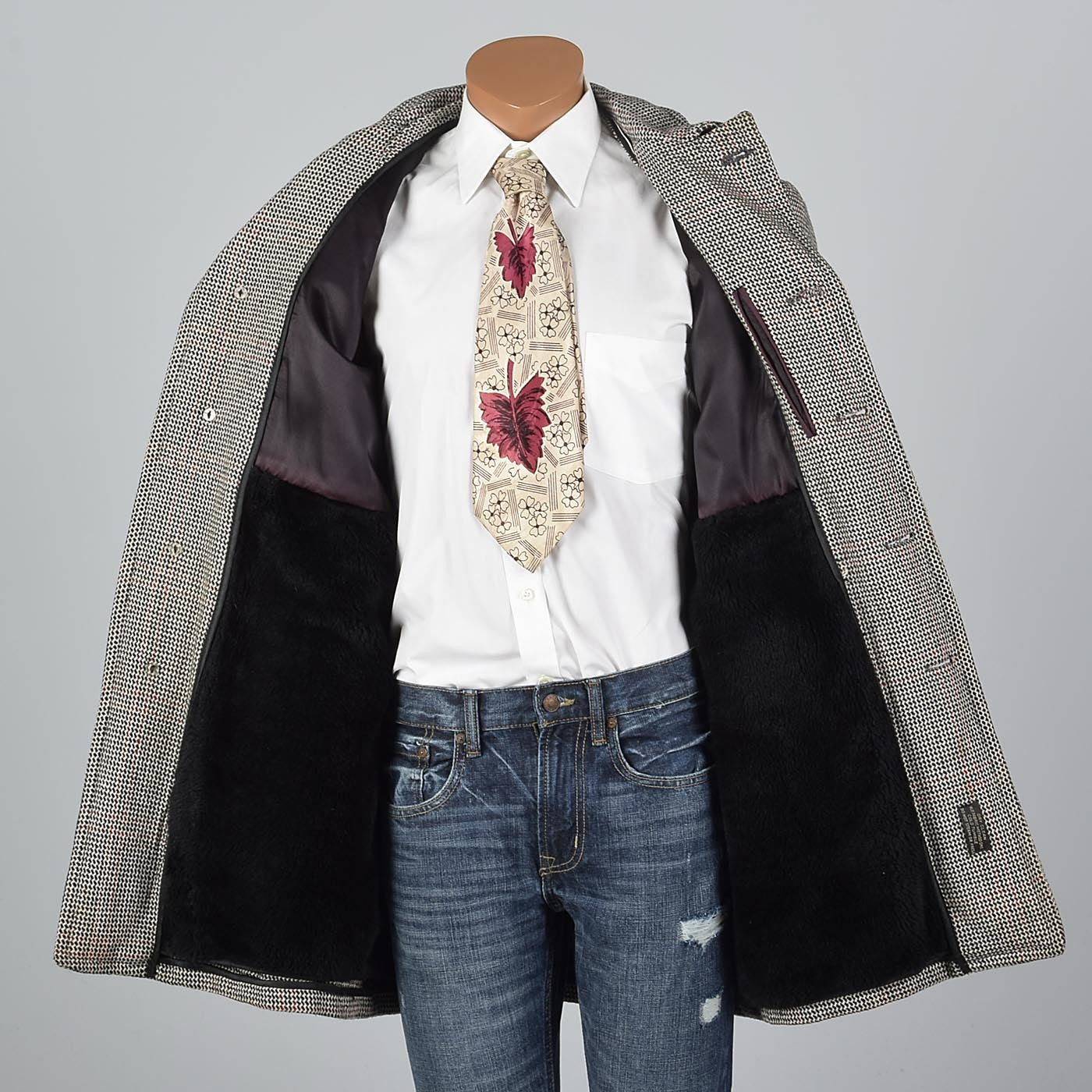 1970s Mens Tweed Coat in Windowpane Plaid