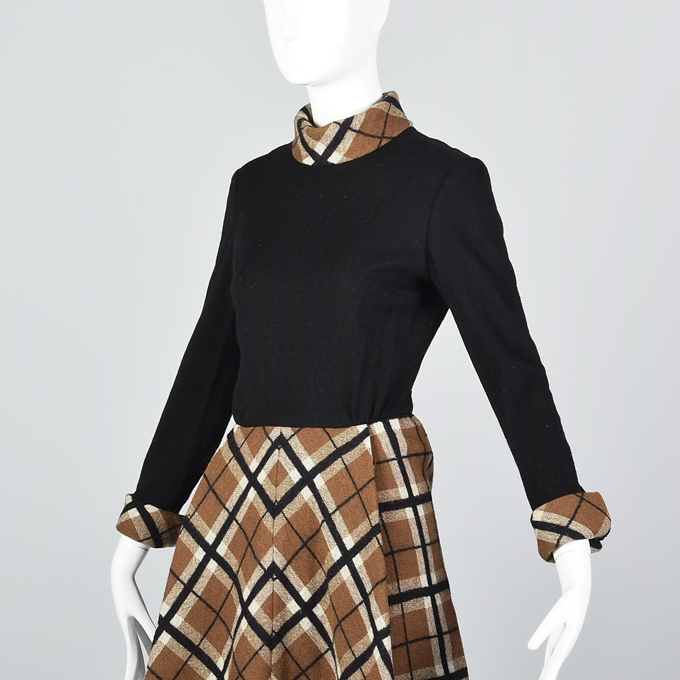 1960s Saks Fifth Avenue Mod Wool Dress
