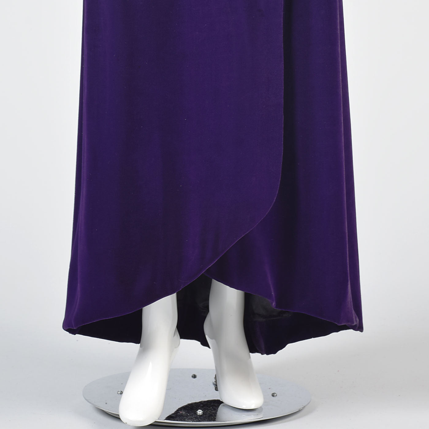 1960s Purple Velvet Dress with Decorative Bows