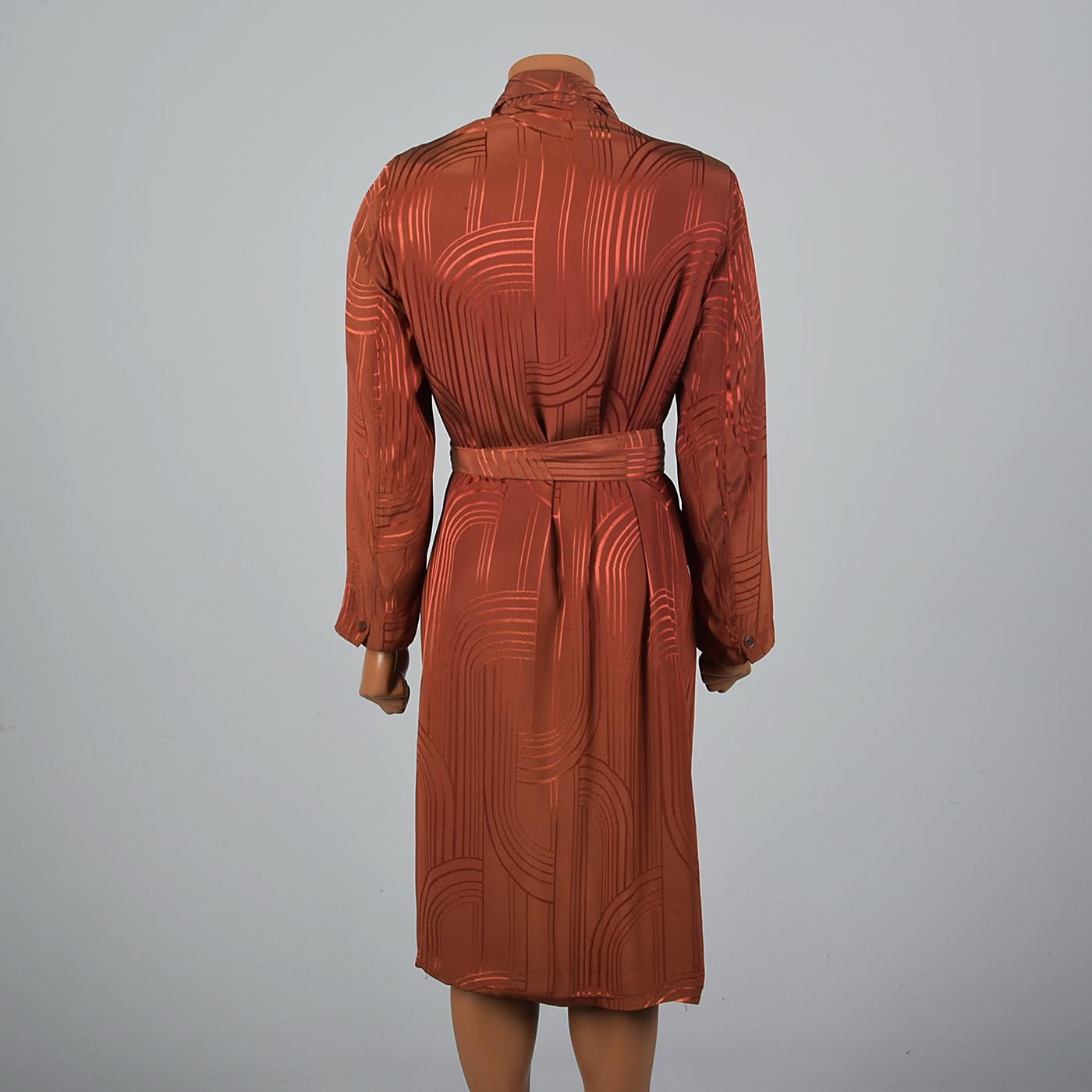 1930s Men's Art Deco Robe
