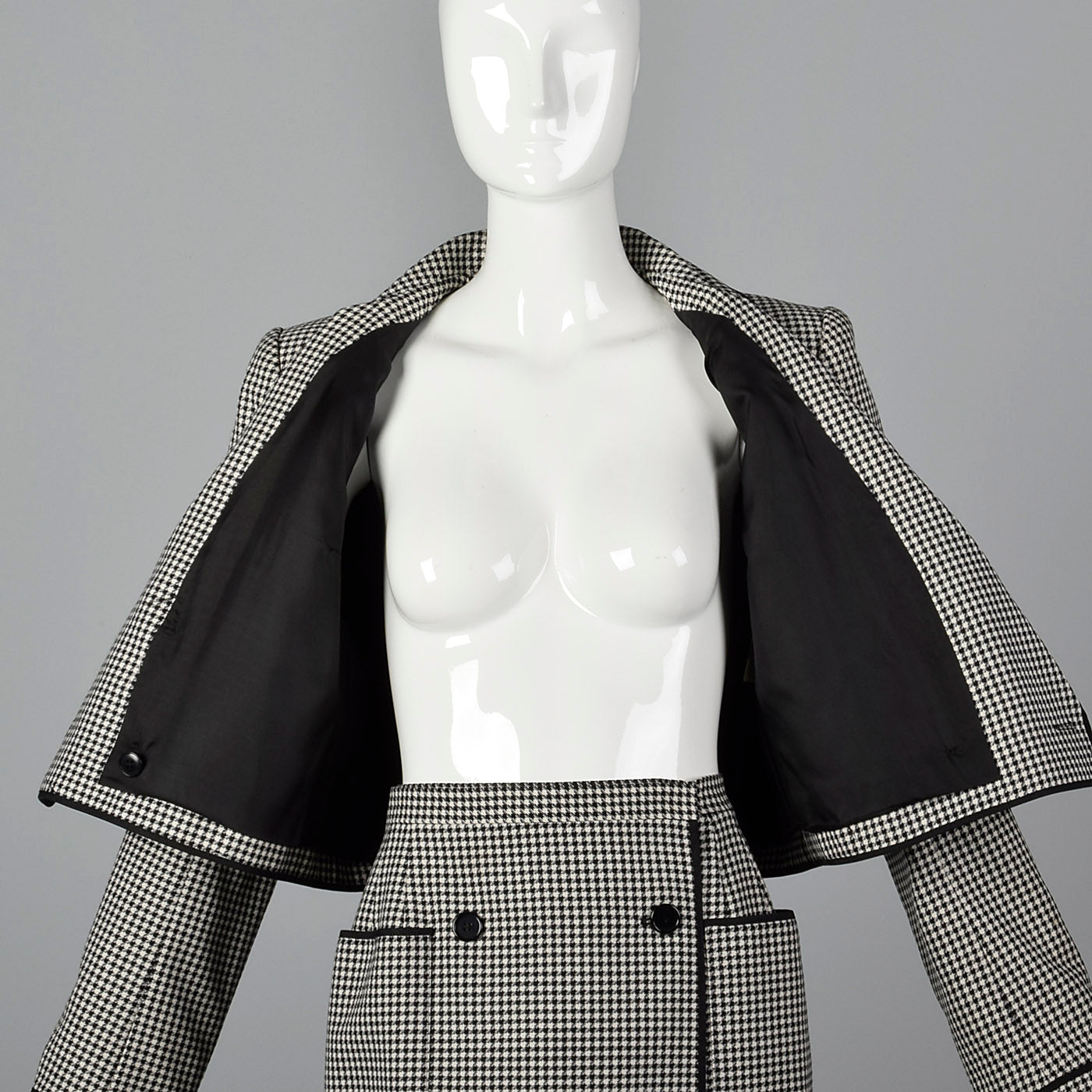 1970s Nina Ricci Wool Skirt Suit in Houndstooth Check