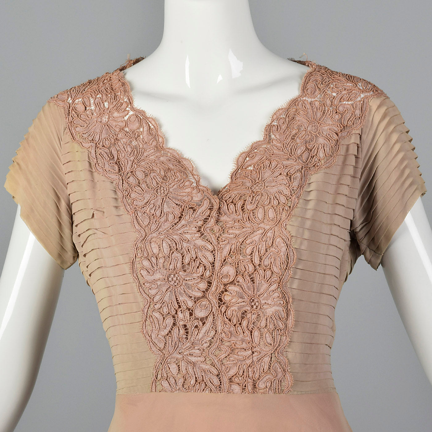 1940s Nude and Pink Layered Evening Dress