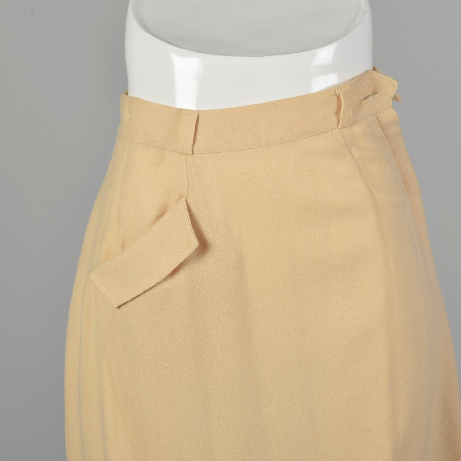 XXS 1950s Cream  Wool Pencil Skirt