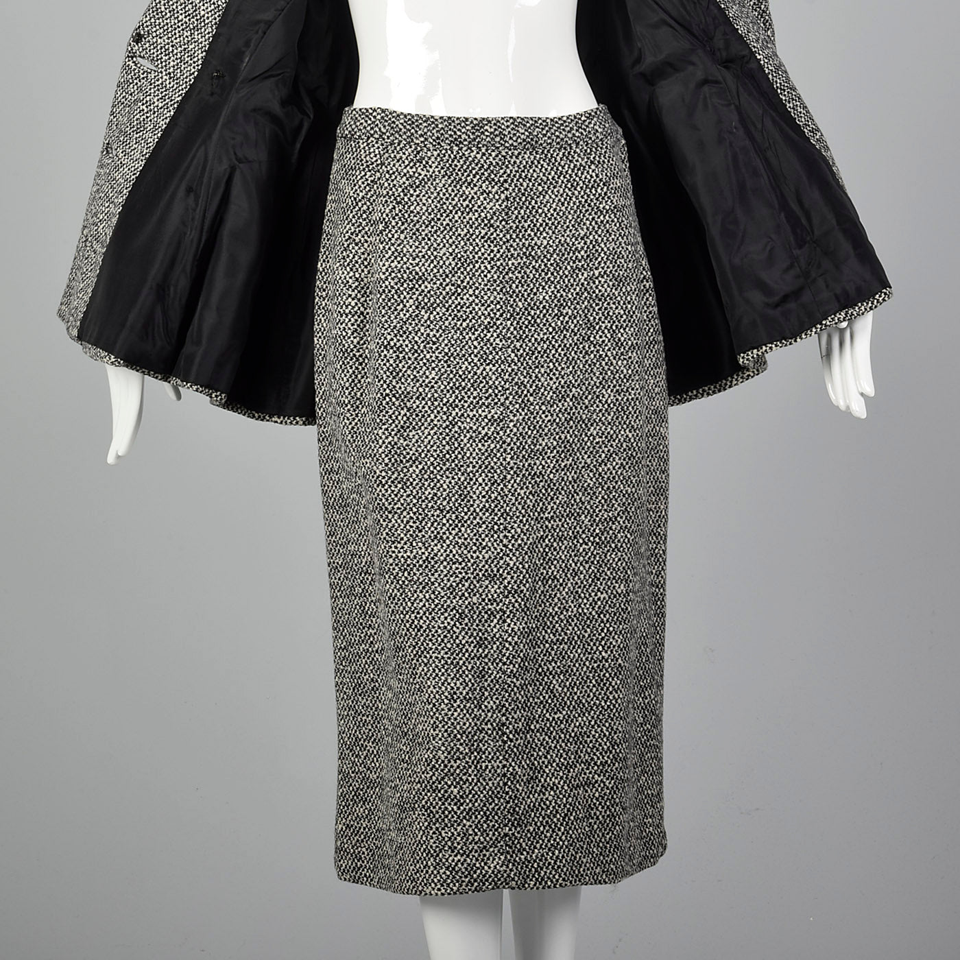 1950s Wool Tweed Skirt Suit with Sculptable Portrait Collar