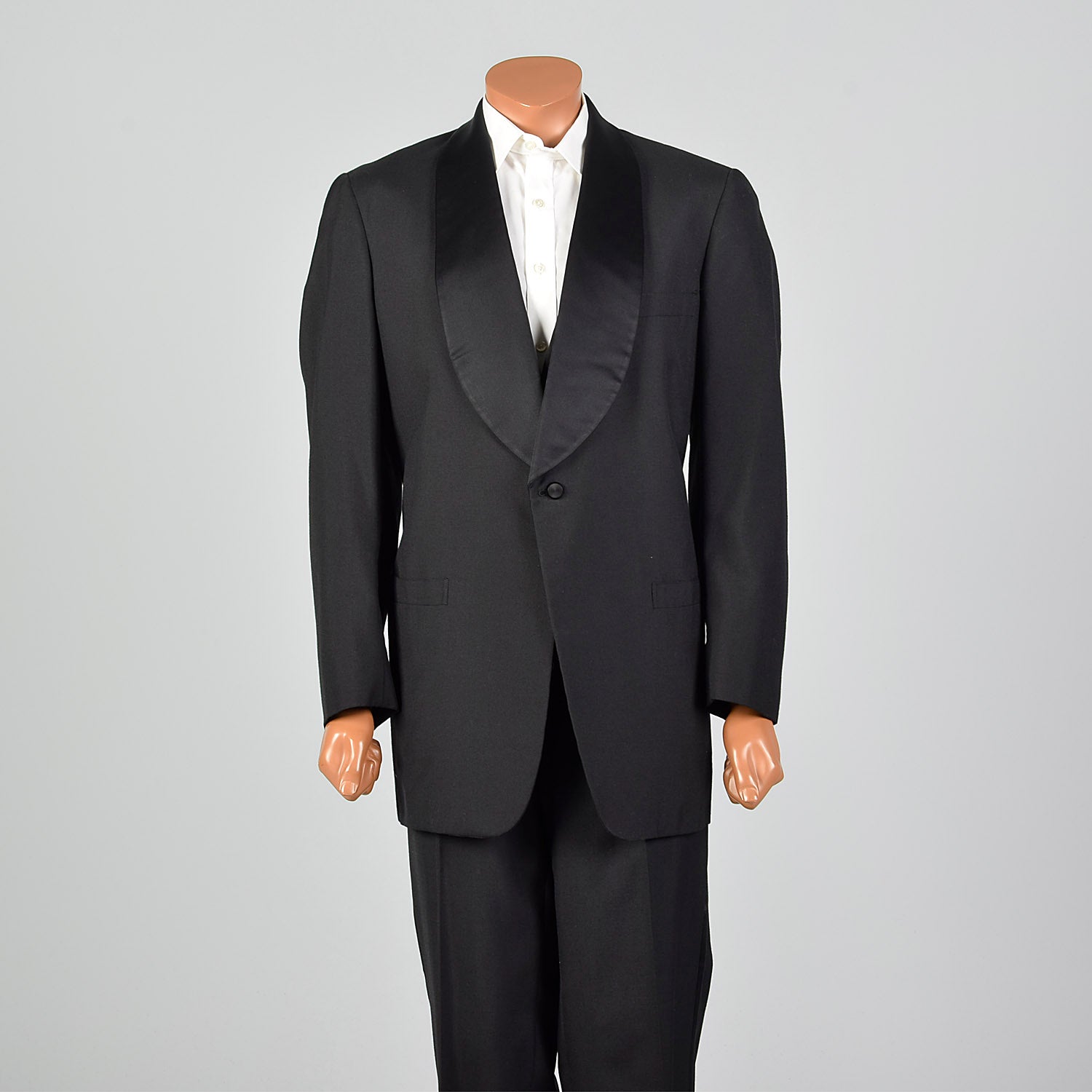 43L 1970s Tuxedo Three Piece Single Button Brooks Brothers